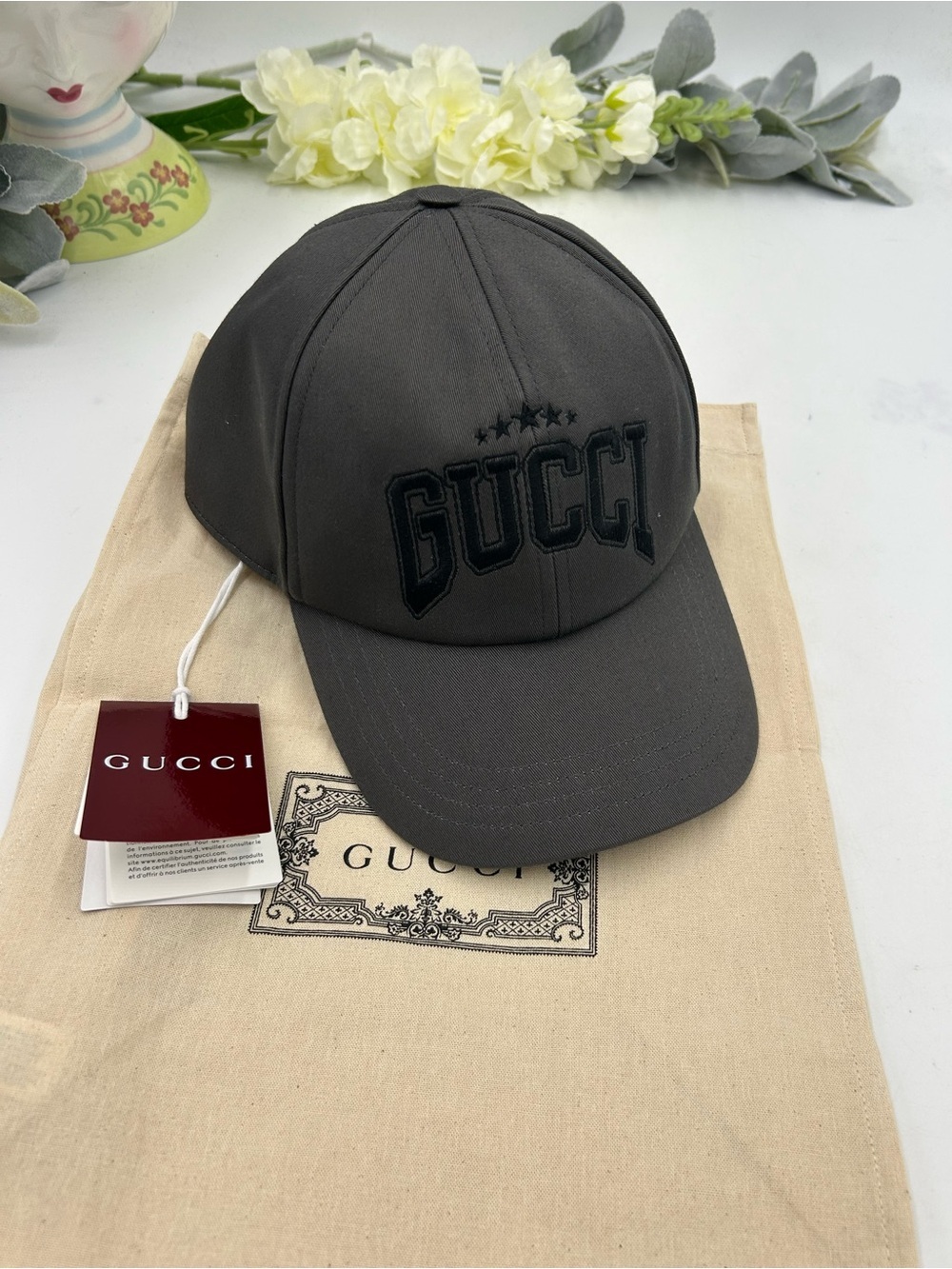 Men's Gucci cotton canvas embroidered logo baseball cap size medium adjustable
